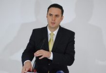 Projekti Rama-Vuçiq synon zhbërjen e Kosovës, thotë Abdixhiku