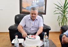 Agim Veliu mbush sot 59 vjet, festë në ambientet e Komunës së Podujevës