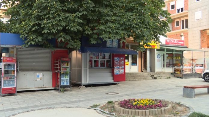 Mbyllja-e-dyqaneve-në-veri