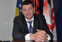 Bardhyl Meta: Tuxharët s’kanë vend në LDK