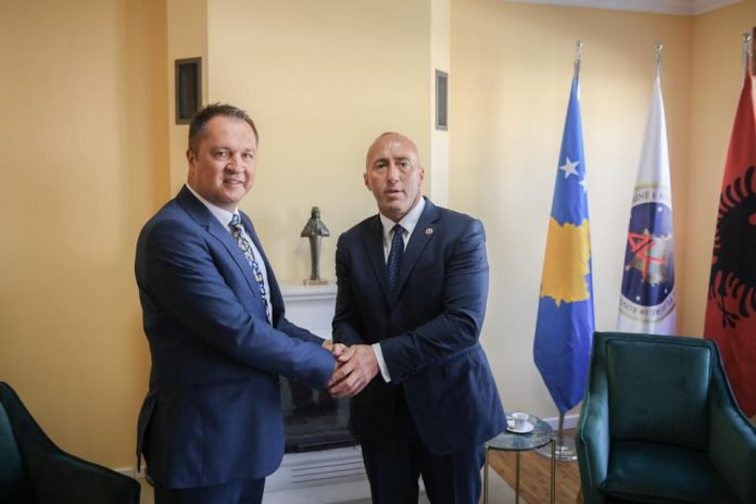 69277759_1314934281964316_188398787683680256_n