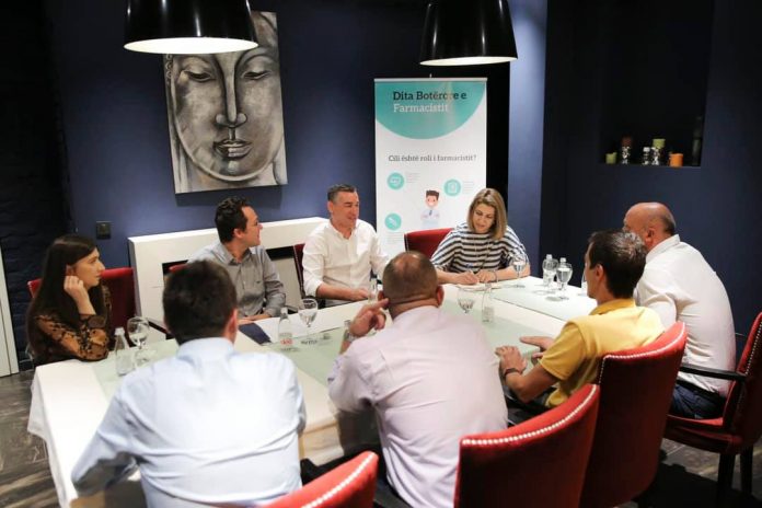 69377265_1334559000052636_8126708230094061568_o