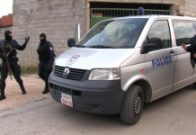 Të shtëna me armë drejt një shtëpie në Podujevë, policia konfiskon 14 gëzhoja