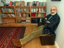 Autori turk me burgim të përjetshëm drejt çmimit letrar