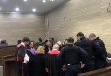 Dëshmitarja përmes fotografive identifikon të akuzuarin për krime lufte, Zoran Gjokiq