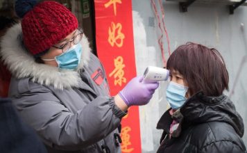 Rritet numri i viktimave nga coronavirusi, 1.013 persona humbin jetën – mbi 42 mijë janë infektuar në gjithë botën