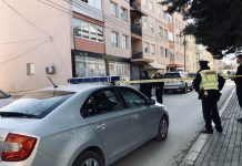 Prokurori: Policja i vrau familjarët në shtëpi me armë zyrtare