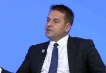 Ndërron jetë babai i Armend Mujës