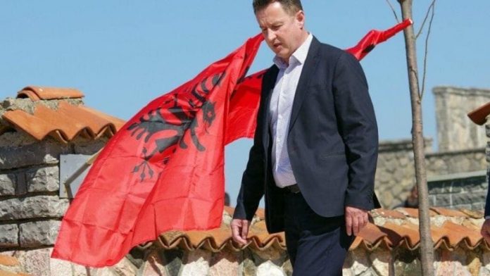 deputeti-780x439