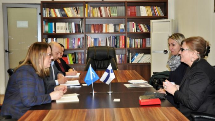 foto1-takimi-me-ambasadoren-780x439