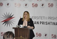 Ministrja Bajrami: Politika nuk do t‘i futë duart në arsim
