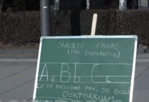Studentët me mesazh për deputetët: Le të mësojmë pak se boll doktoruam