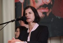 Gruaja e Agim Ramadanit me mesazh të fuqishëm për politikanët: Mos na i digjni shpresat për hir të gjakut të derdhur!