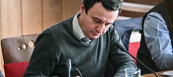 Albin-Kurti-foto-Twitter-695x310