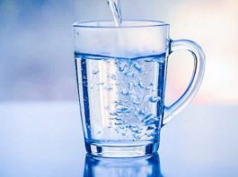 Uji i vakët, kurë për problemet e tretjes