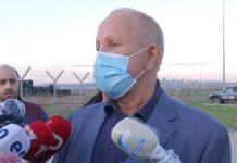 Pacolli arrin në Kosovë, thotë se do t’i respektojë masat – kam dalë negativ me COVID-19