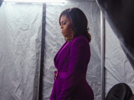 “Becoming” për rrugëtimin e Michelle Obamas