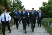Thaçi akuzon Kurtin për uzurpim të Zyrës së kryeministrit