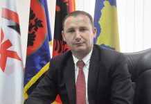Ministri i ri i Shëndetësisë: Kush hynë në Kosovë duhet të bëjë testin e Covid-19 ose të vetizolohet në shtëpi