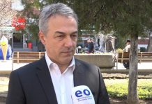 Abdullahu thotë se Thaçi s’duhet të japë dorëheqje dhe duhet të jetë pjesë e dialogut
