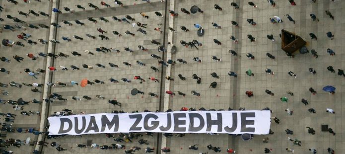 Duam-zgjedhje-protesta-foto-Facebook-Levizja-Vetevendosje-695x310