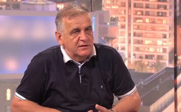 Nexhmedin Spahiu propozon veten për president: Vetëm Nexhmedin Spahiu e nxjerr Kosovën nga kriza