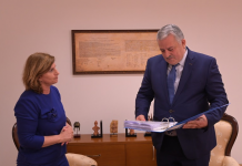 Agim Veliu rimerr detyrën e Ministrit të Brendshëm