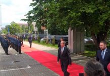 Avdullah Hoti nis punën si kryeministër