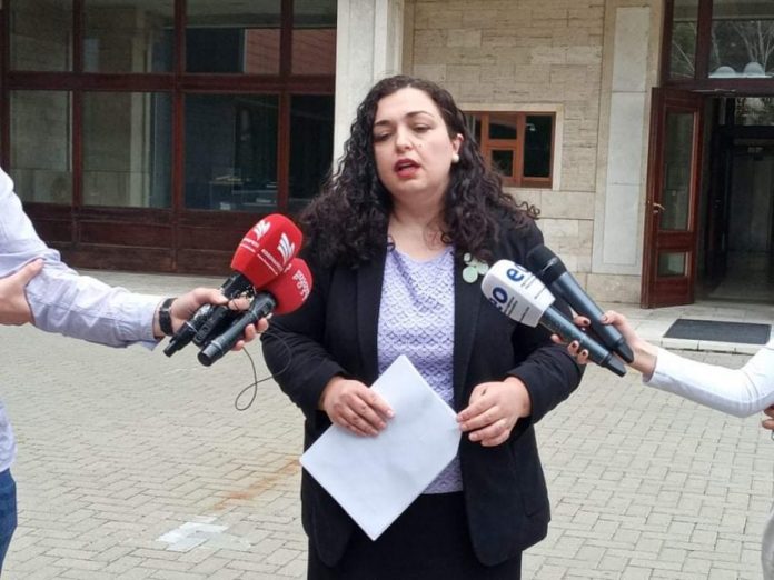 vjosa osmani