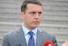 Mbështetja për buxhetin a është sinjal për hyrjen e PDK-së në Qeveri? Flet Kujtim Gashi