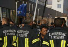 Zjarrfikësit: Mos na detyroni që të protestojmë