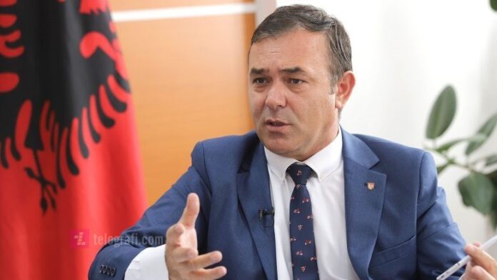 Rexhep-Selimi-intervista-foto-Ridvan-Slivova-1-e1600276501863-780x439-1-780x439
