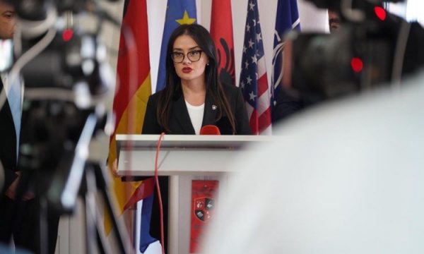 Foto_Ministrja-Meliza-Haradinaj-Stublla-600x360