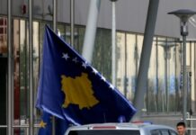 Shkarkimi i ambasadorëve politikë, këto janë procedurat e zëvendësimit të tyre
