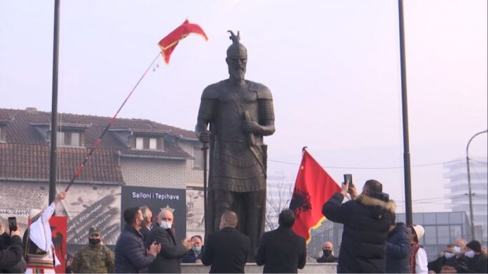 auto_Skenderbeu_29_111606681420