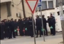 Podujeva “vlon” nga policë të shumtë për zgjedhjet në këtë komunë: Dy qytetarë shoqërohen në stacion, fotografuan votën