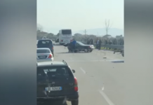 Aksident në autostradën Vlorë – Levan, makina ndahet në dysh
