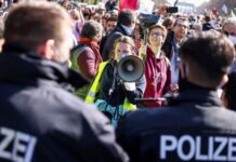 Protesta në Gjermani kundër ligjit të bllokimit ndaj COVID-19