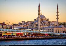 Turqia gati për të pritur turistët, prioritet shëndeti i tyre