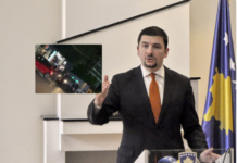 Publikohen pamjet: Dënojnë shoferin e tij, deputeti Memli Krasniqi u bërtet policëve