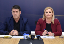 Drejtoria e Arsimit dhe Komisioni sqarohen për ndarjen e bursave për studentë dhe nxënës në Podujevë