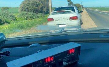 Jo vetëm të rinjtë: Një 80-vjeçar në Australi u ndalua nga policia, me Subaru-n e tij po voziste ‘dyfish’ nga shpejtësia e lejuar