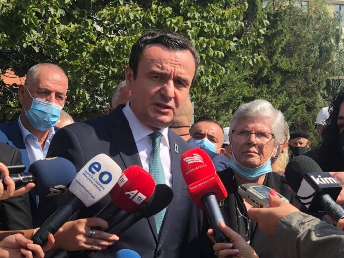 albin-kurti-6-1333x1000-1