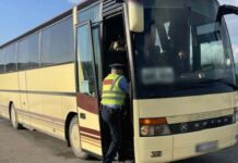Inspektime edhe nëpër autobusë, Policia e Kosovës sigurohet për respektimin e masave