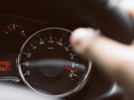 Gruaja gjobitet me 192,825 euro për tejkalim të shpejtësisë në Zvicër