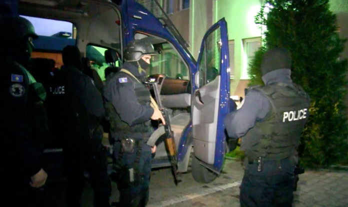 Njesia-Speciale-e-Policise-se-Kosoves-foto-KALLXOcom-768x458