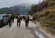 Vazhdon tërheqja nga veriu/ Protestuesit serbë largojnë rreth 30 mjete barrikaduese