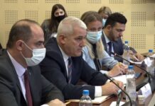 Sveçla: Serbia pranoi reciprocitetin, ishim të përgatitur fizikisht për t’i larguar barrikadat në veri