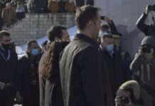 Kurti, Osmani e Konjufca bëjnë homazhe në Reçak
