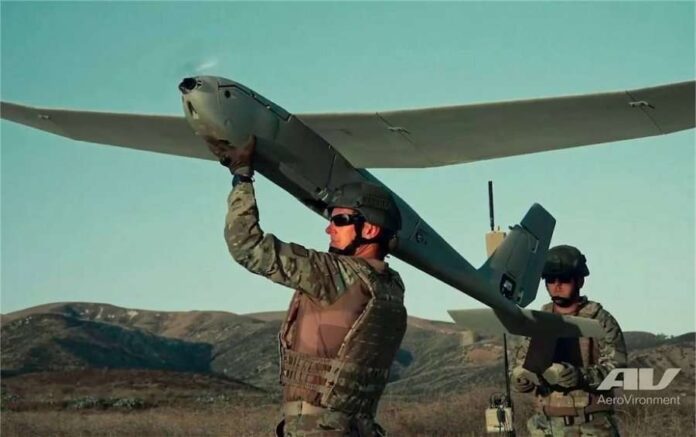auto_aeroplane1643125947-696x437